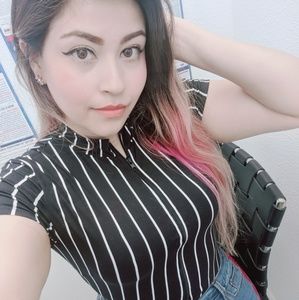 Meet your Posher, Alejandra